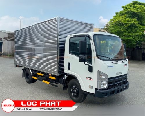 Xe tải Isuzu QKR 210 1.9 tấn Thùng Kín