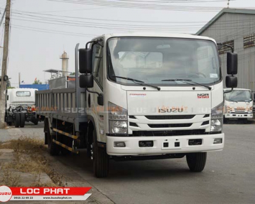 Xe tải Isuzu NQR 550 5.7 tấn Thùng Lửng