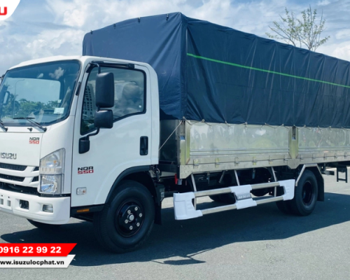 Xe tải Isuzu NQR75LE4 5 tấn Thùng Bạt Bửng Nhôm